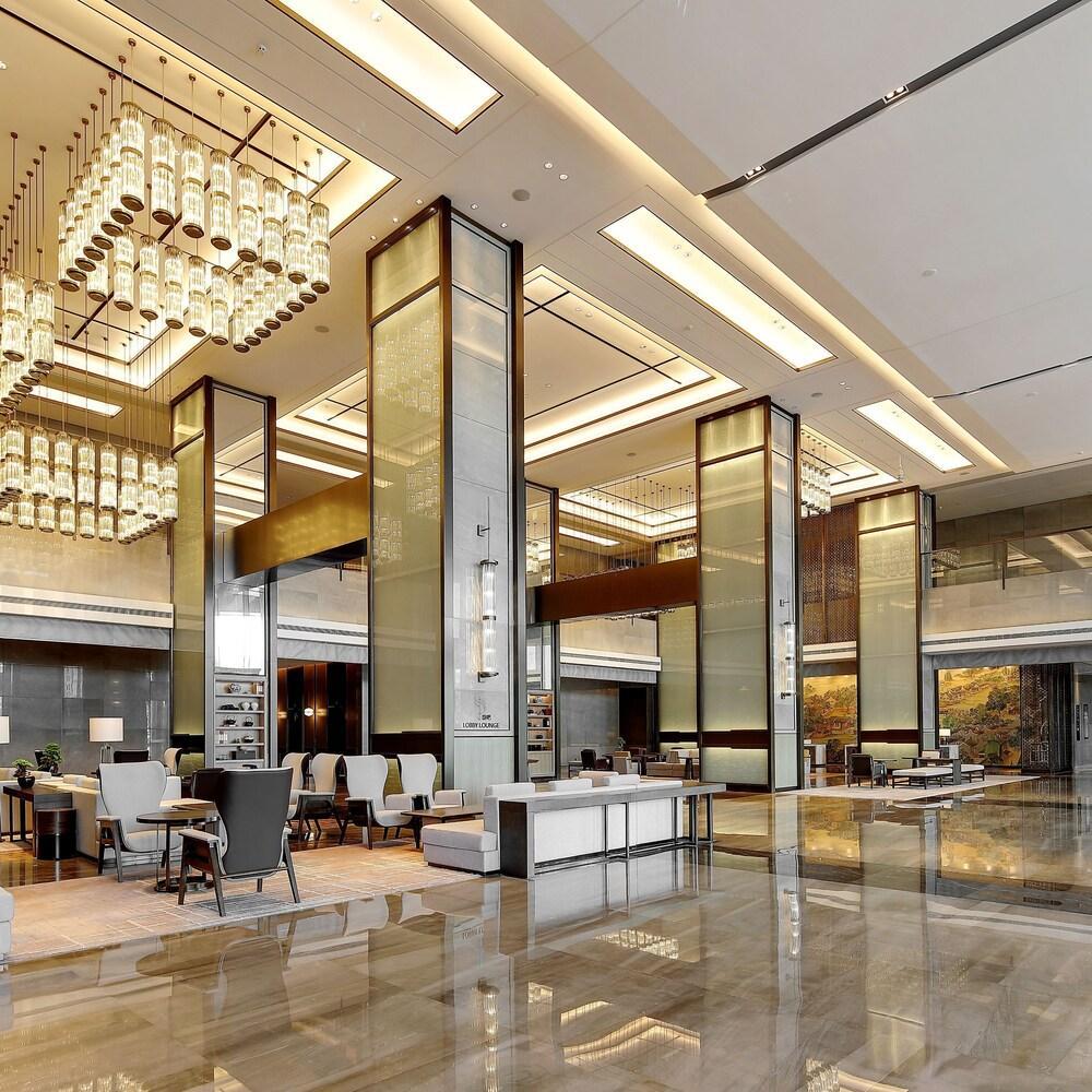 Dongguan Dongcheng International Hotel - Free Shuttle Buses For Executive Room Guests During Canton Fair 외부 사진