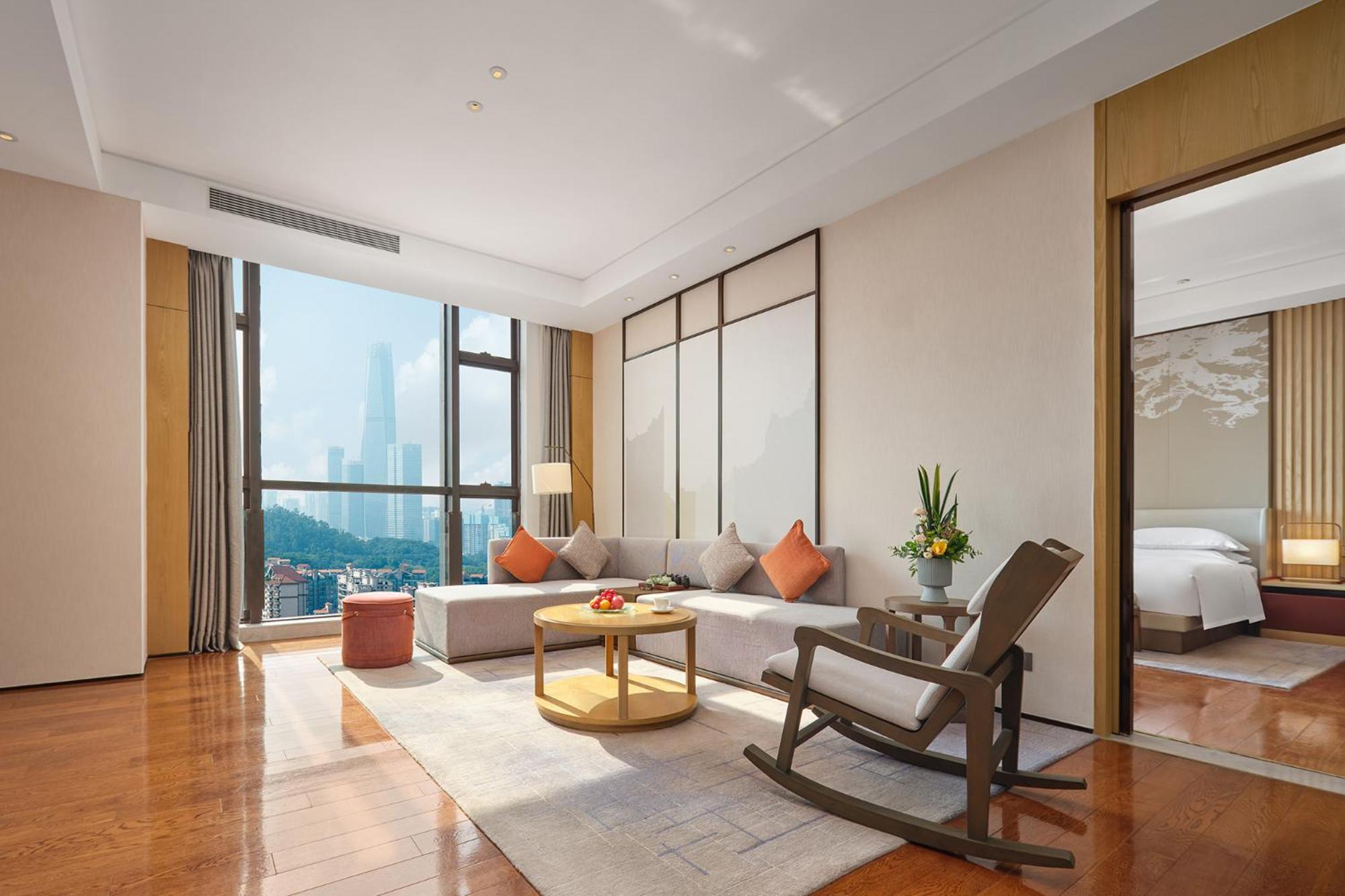 Dongguan Dongcheng International Hotel - Free Shuttle Buses For Executive Room Guests During Canton Fair 외부 사진