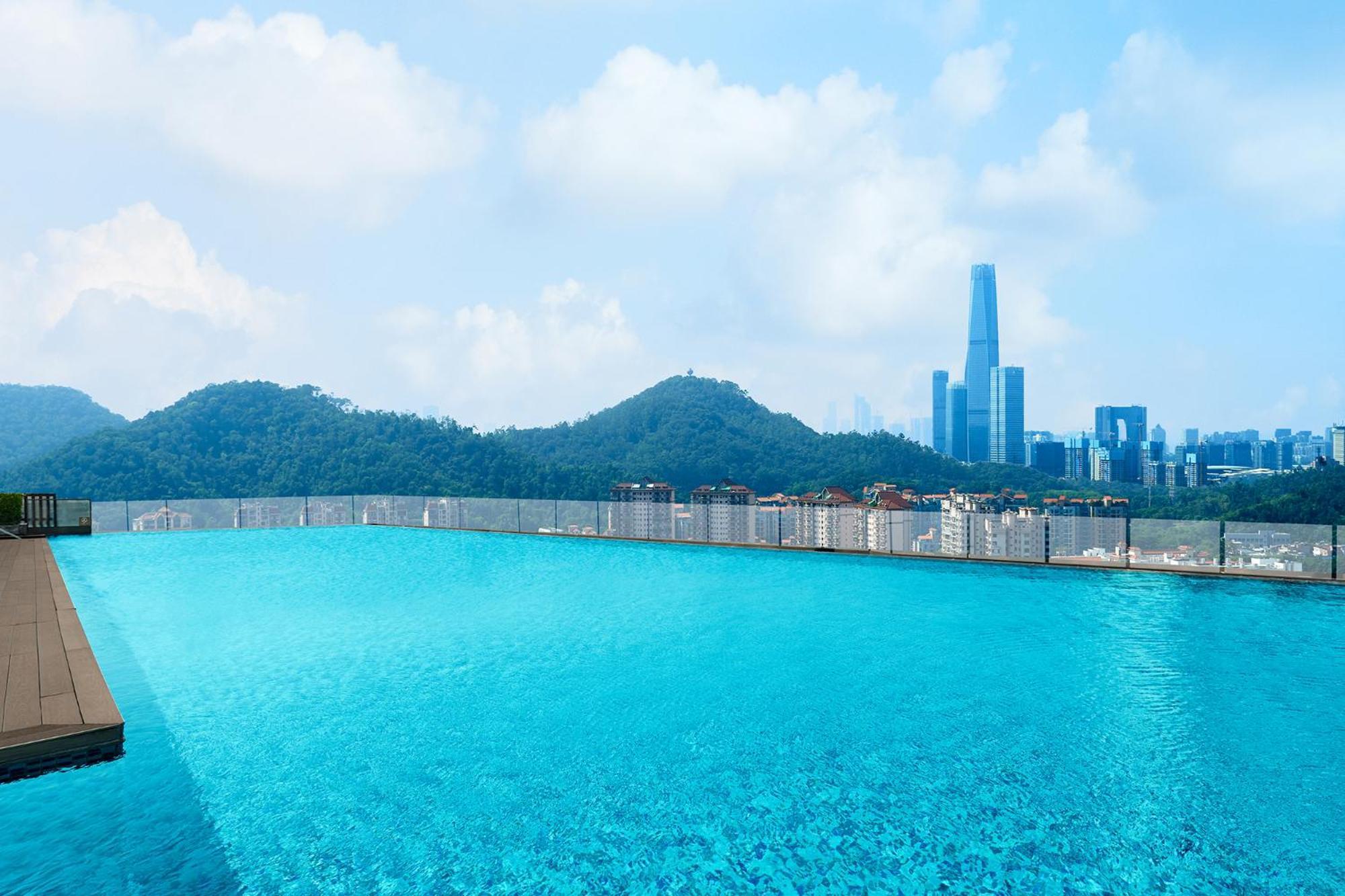 Dongguan Dongcheng International Hotel - Free Shuttle Buses For Executive Room Guests During Canton Fair 외부 사진