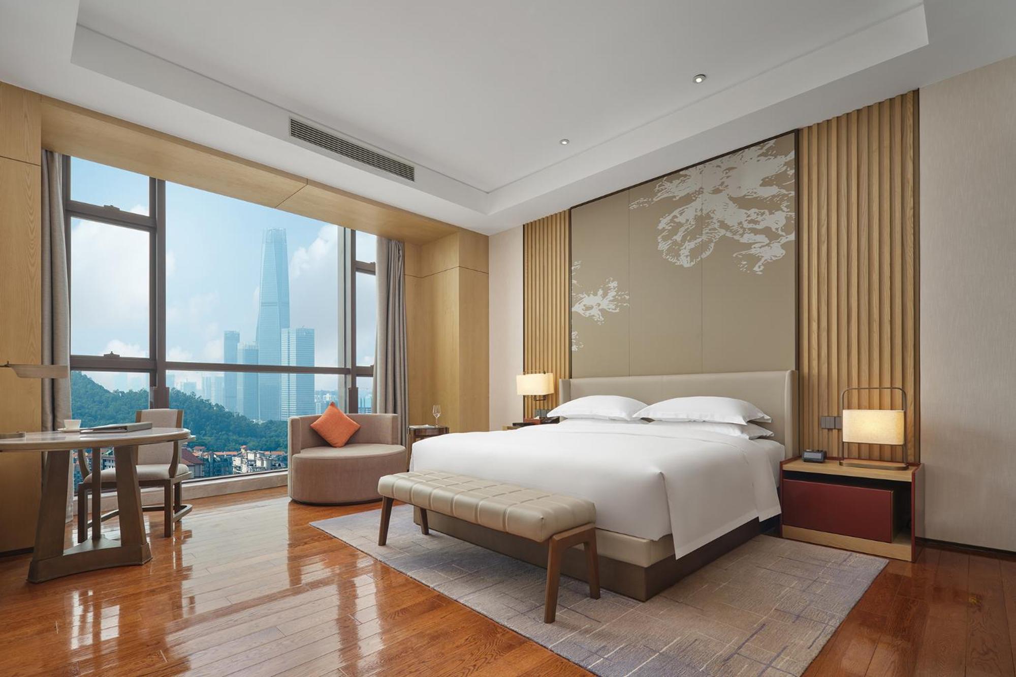 Dongguan Dongcheng International Hotel - Free Shuttle Buses For Executive Room Guests During Canton Fair 외부 사진