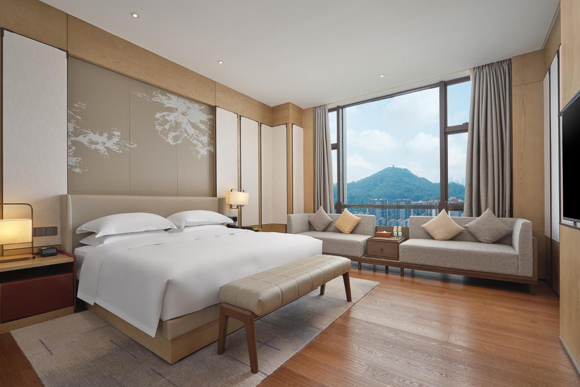 Dongguan Dongcheng International Hotel - Free Shuttle Buses For Executive Room Guests During Canton Fair 외부 사진