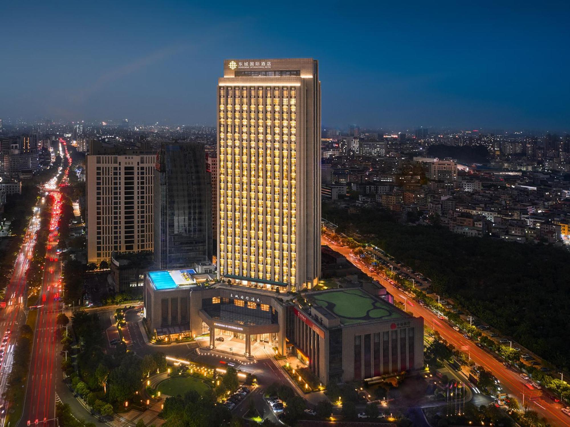 Dongguan Dongcheng International Hotel - Free Shuttle Buses For Executive Room Guests During Canton Fair 외부 사진