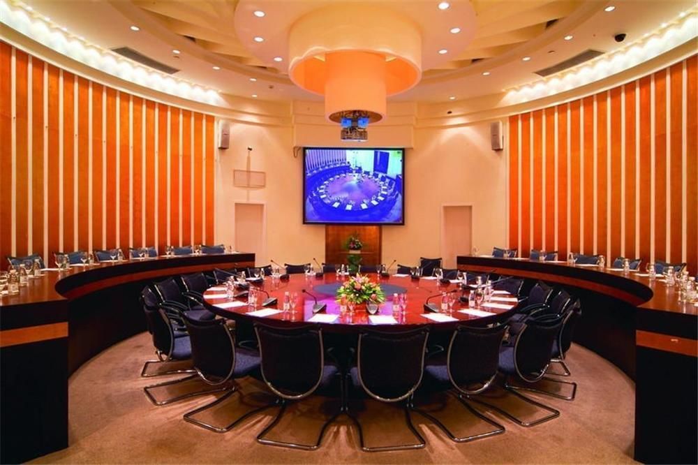Dongguan Dongcheng International Hotel - Free Shuttle Buses For Executive Room Guests During Canton Fair 외부 사진